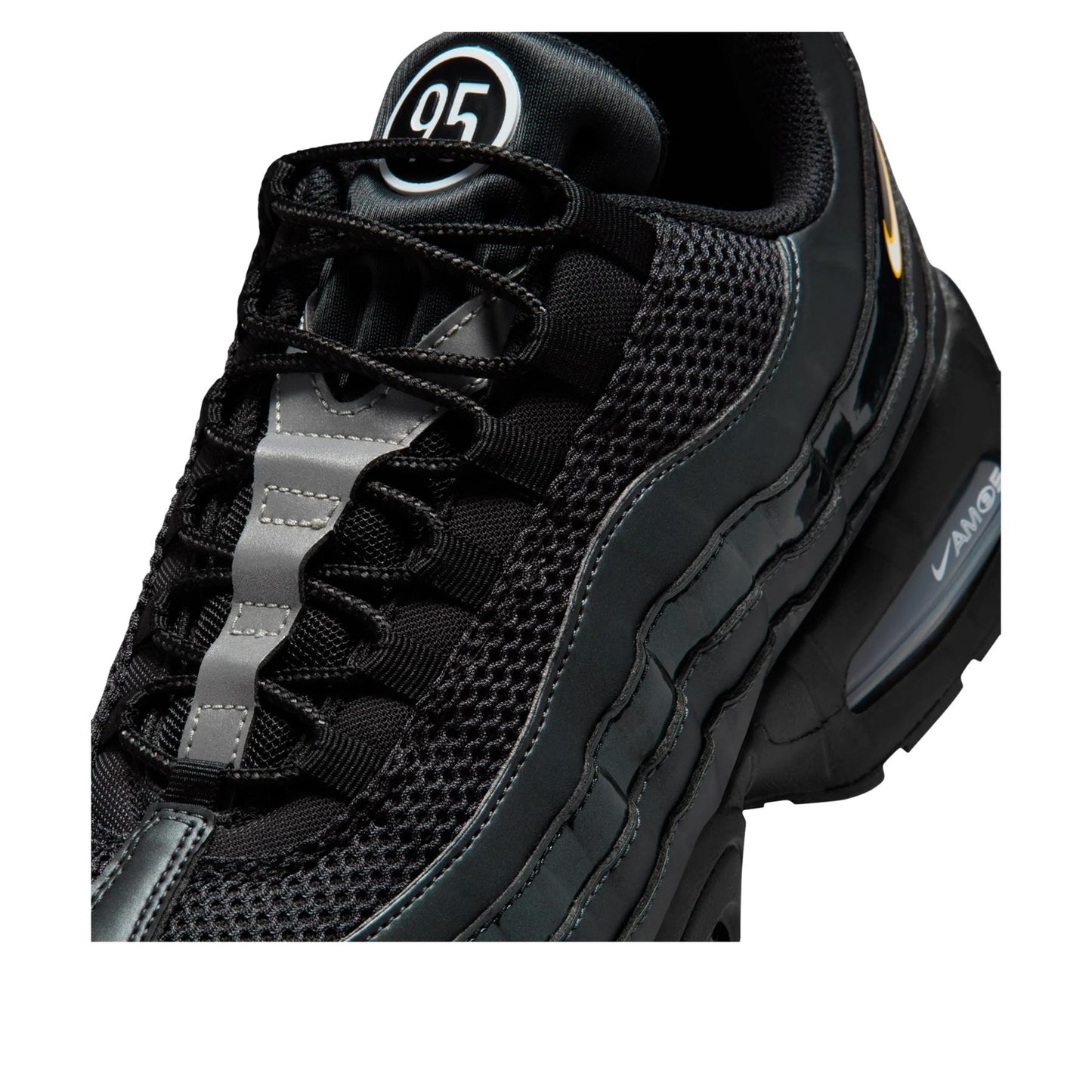 Nike Air Max 95 SE 
Big Bubble Total 90 Black