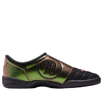 Nike Total 90 3 
Black Red Sepia