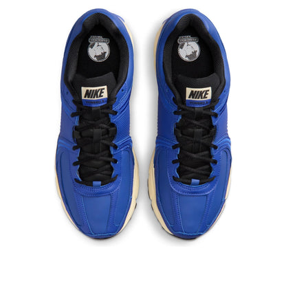 Nike Zoom Vomero 5 
Swooshless Hyper Royal