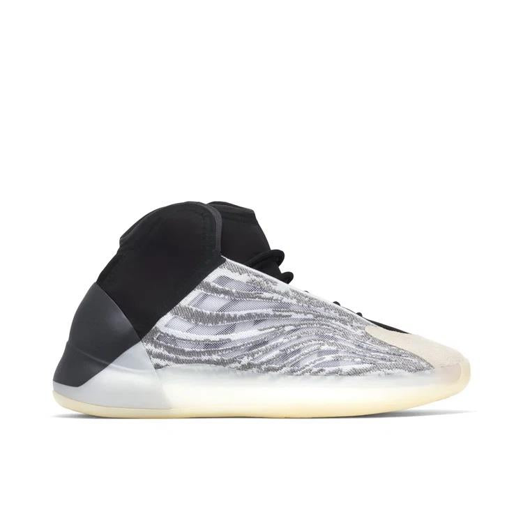 adidas Yeezy QNTM 
(Lifestyle Model)