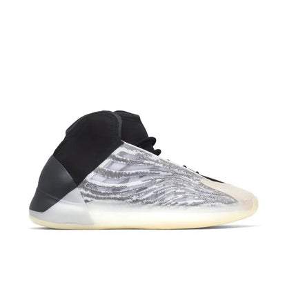 adidas Yeezy QNTM 
(Lifestyle Model)