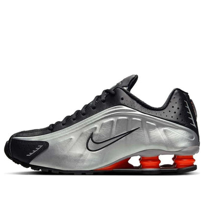 Nike Shox R4 Black Metallic Silver (2025)