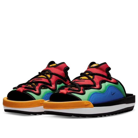 Nike Offline 2.0 Uno Wild Card