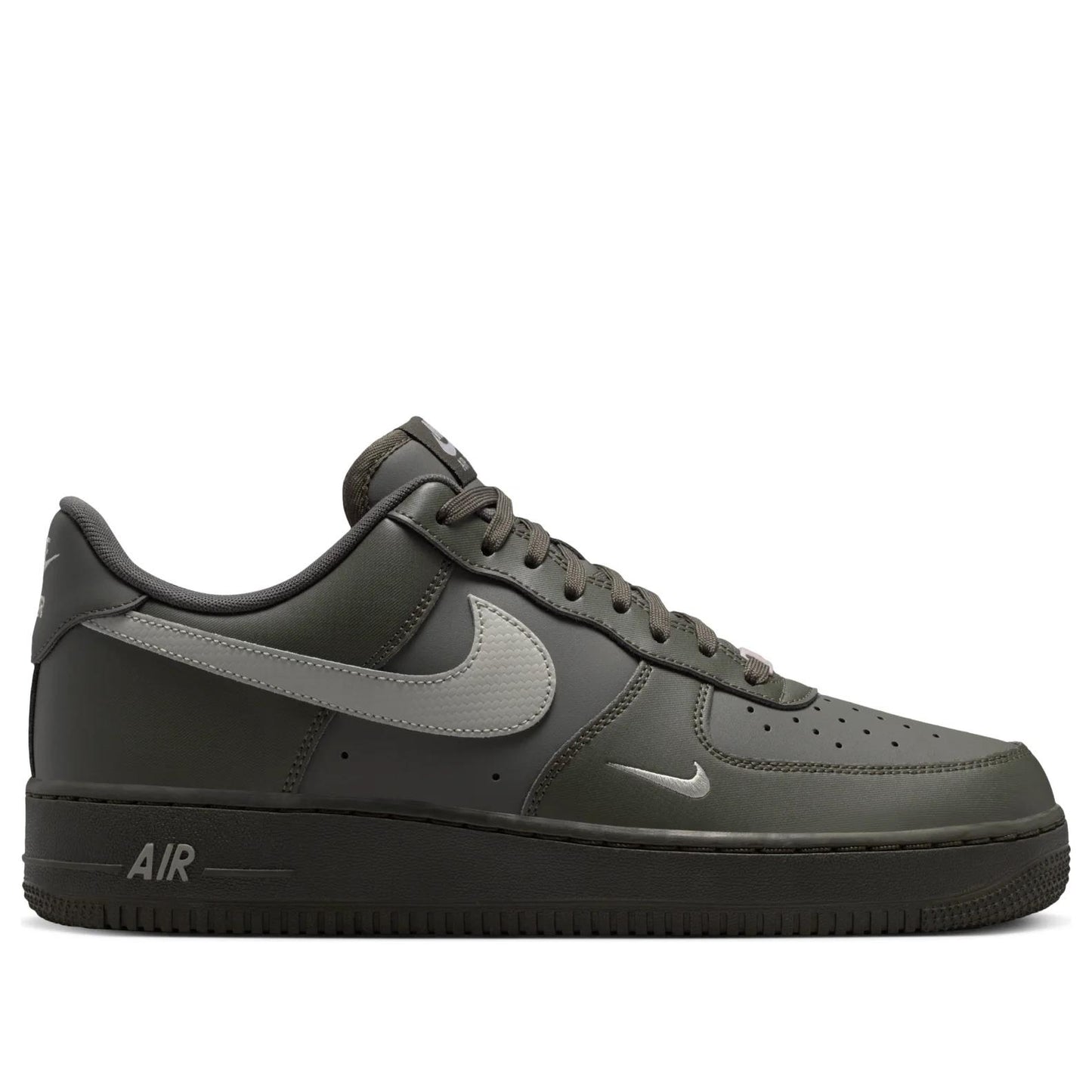 Nike Air Force 1 Low '07 
Carbon Fiber Swoosh Newsprint College Grey