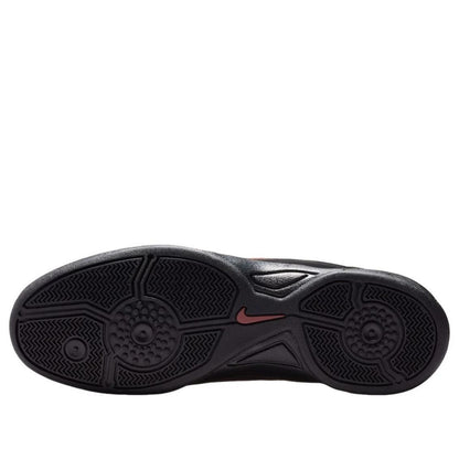 Nike Total 90 3 
Black Red Sepia