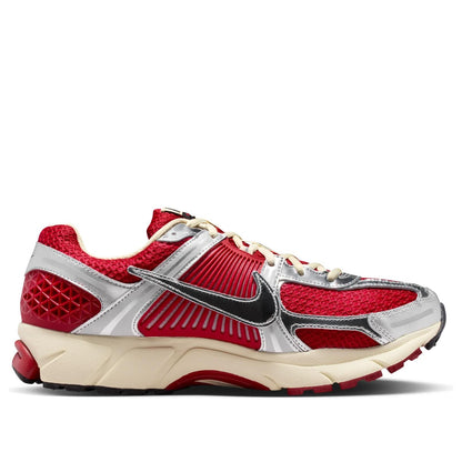 Nike Zoom Vomero 5 
Gym Red Chrome