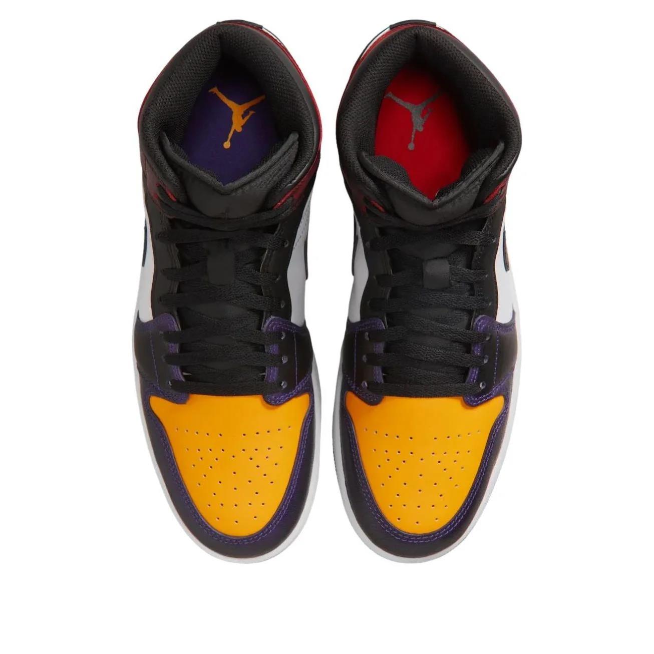 Jordan 1 Mid SE 
LA to Chicago