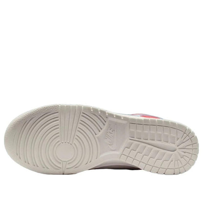 Nike Dunk Low 
WNBA 30th Anniversary (Women's)
