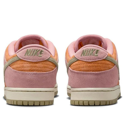 Nike SB Dunk Low Red Stardust