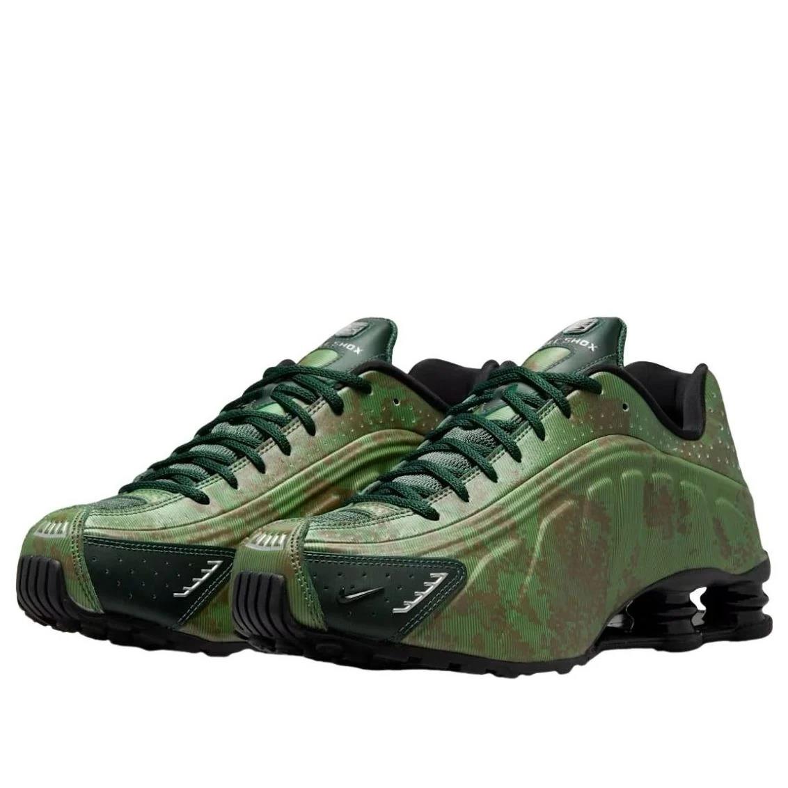 Nike-Shox R4 'Noble Green Team Kelly Green'