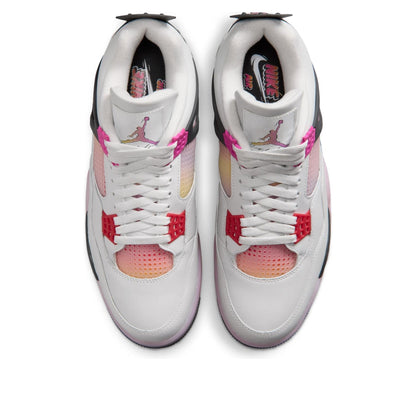 Jordan 4 Retro 
Comic