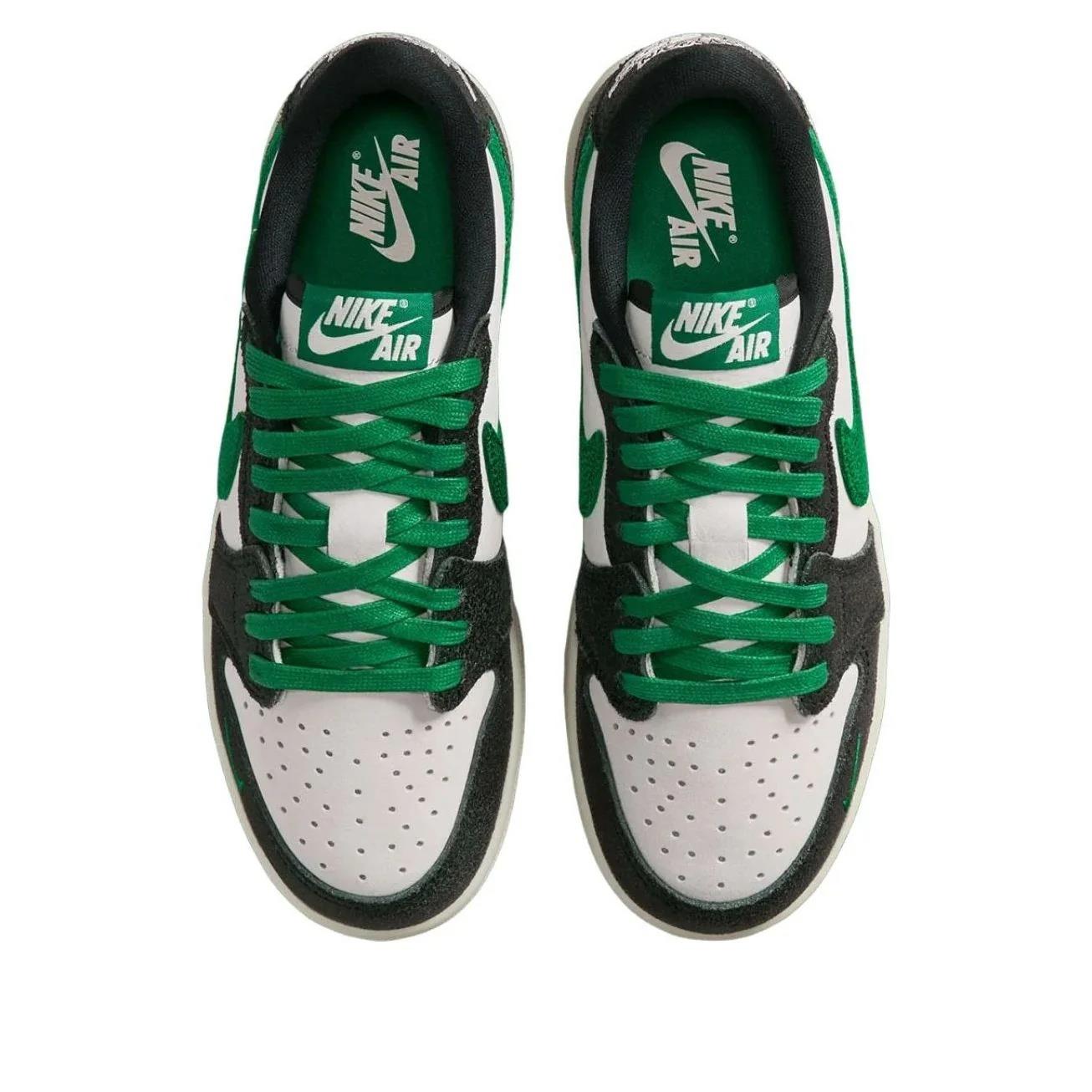 Jordan 1 Retro Low OG 
Phantom Pine Green