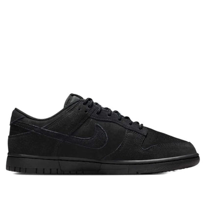 Nike Dunk Low SE Triple Black