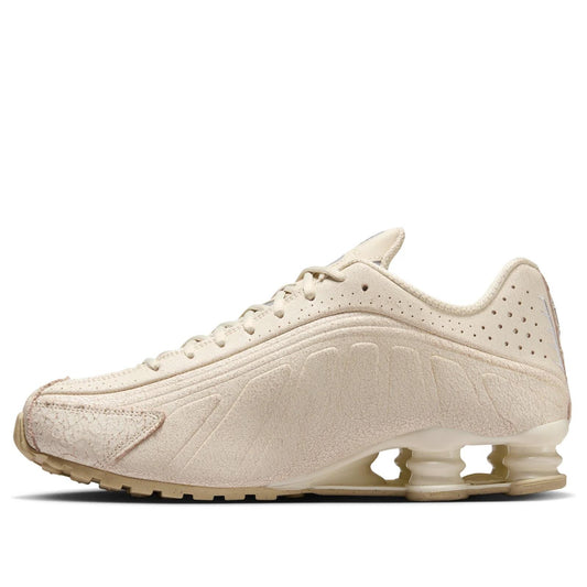 Nike Shox R4 
Natural Distressed Leather