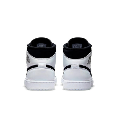Jordan 1 Mid 
Diamond Shorts