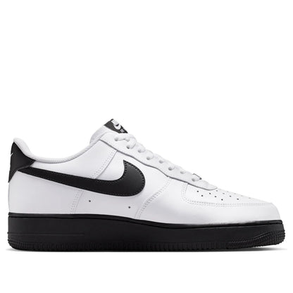 Nike Air Force 1 Low '07 
White Black (2026)