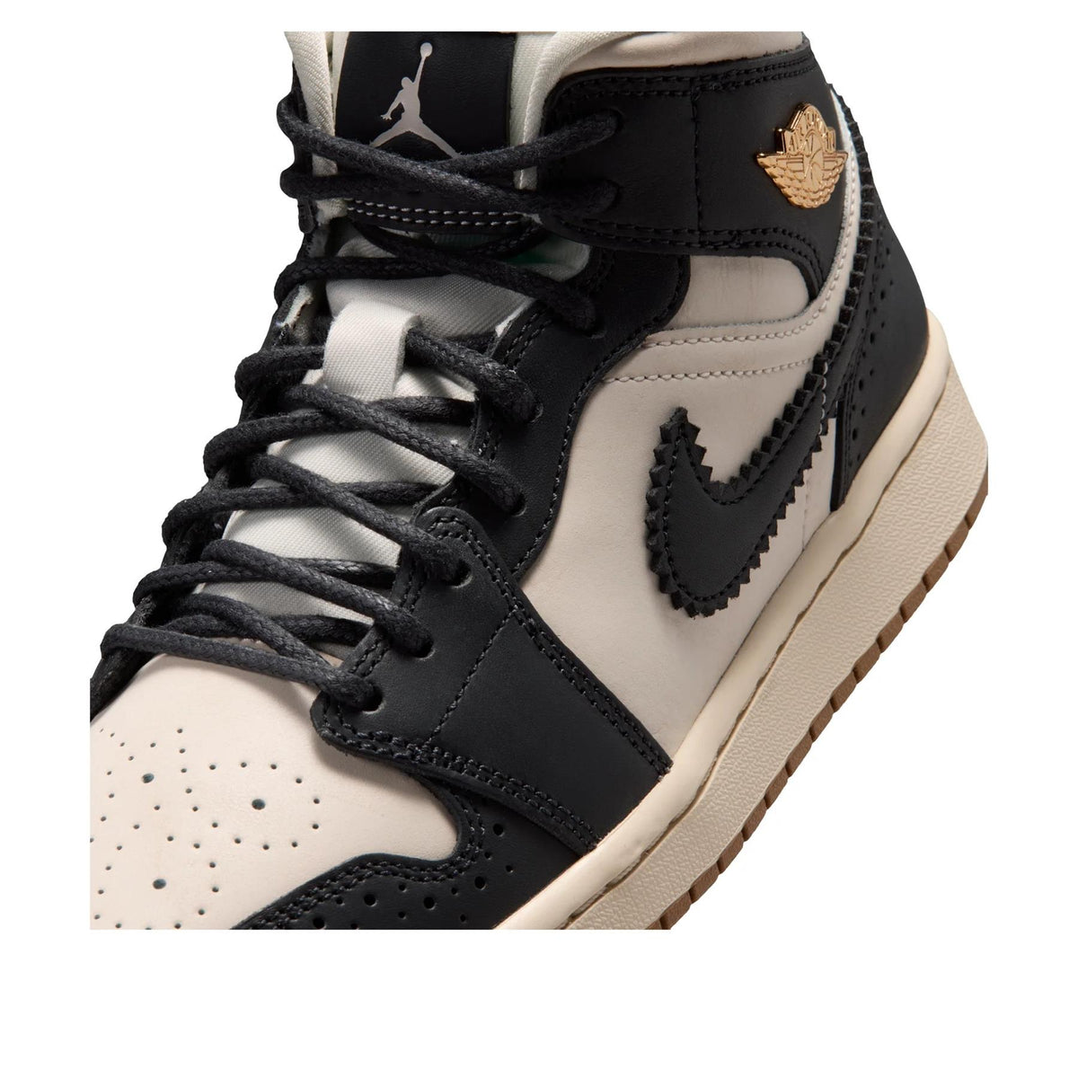Jordan 1 Mid SE 
Off Noir Chalk (Women's)