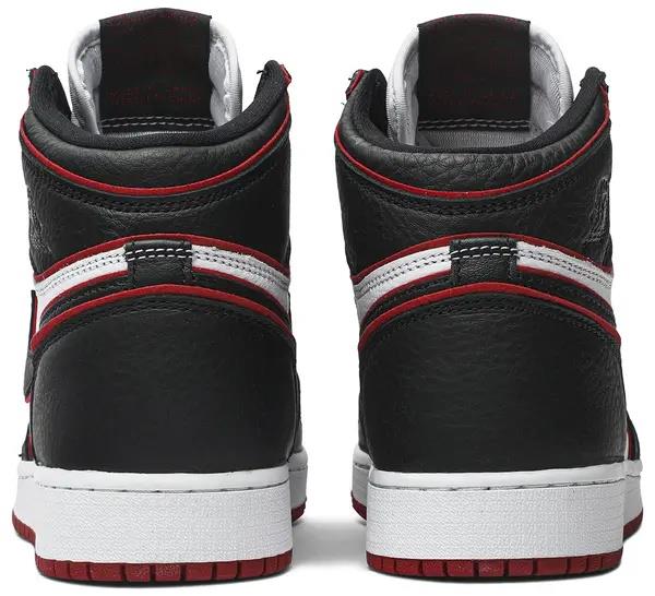 Jordan 1 Retro High Bloodline (GS) size 4Y/5.5WMNS