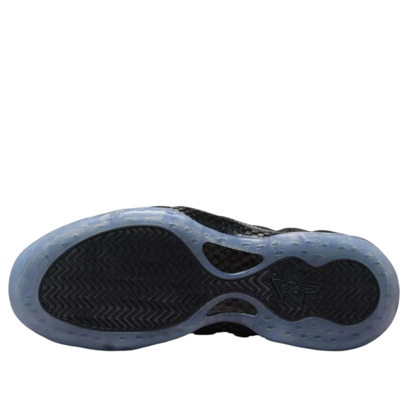 Nike Air Foamposite One Carbon Fiber