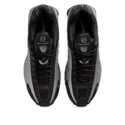 Nike Shox R4 Metallic Silver Black size 11.5