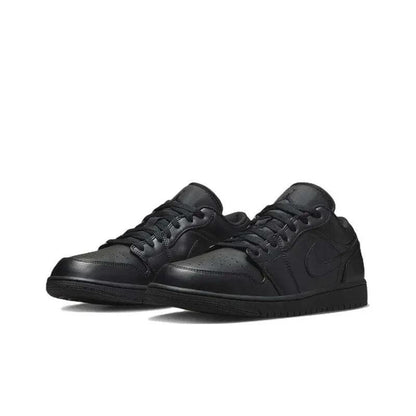 Jordan 1 Low Triple Black (2022)