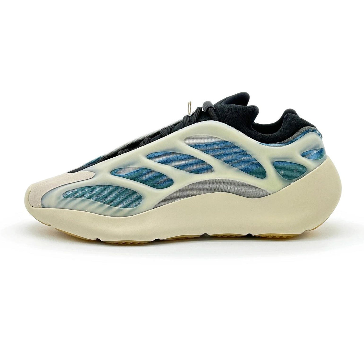 adidas Yeezy 700 V3 
Kyanite