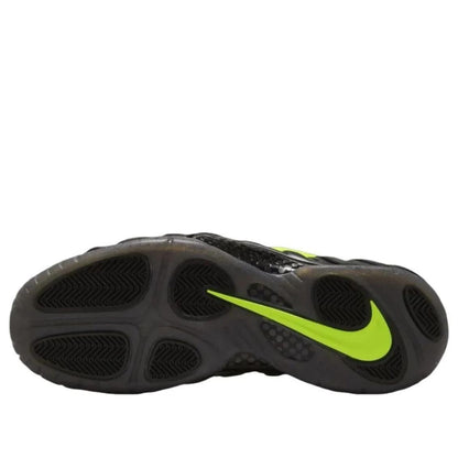 Nike Air Foamposite Pro 
Voltage (2026)