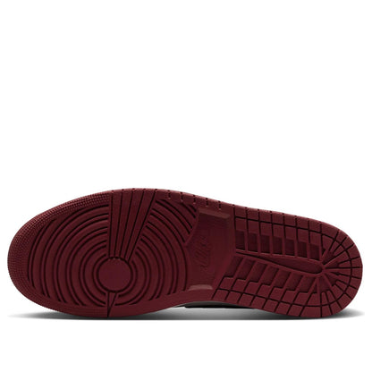 Jordan 1 Retro High OG 
Love Letter