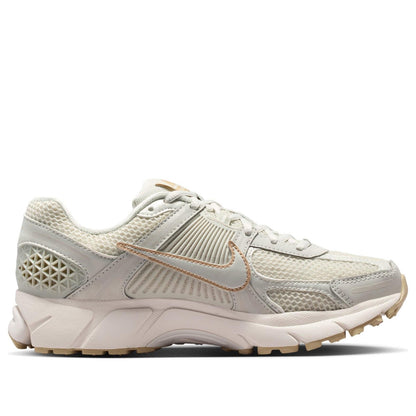 Nike Zoom Vomero 5 
Light Bone Phantom (Women's)