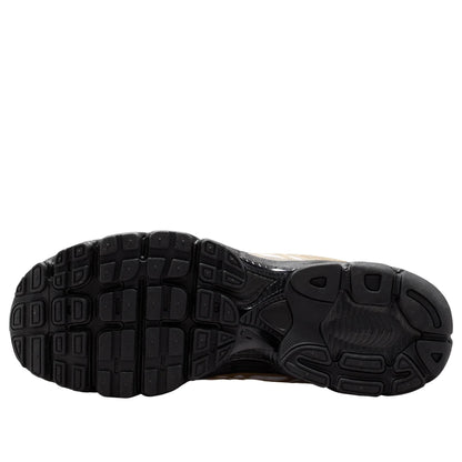 Nike Air Max Moto 2K 
White Metallic Gold Black