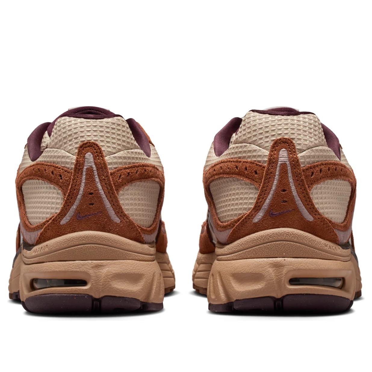 Nike Air Max Moto 2K 
Light British Tan Coconut Milk