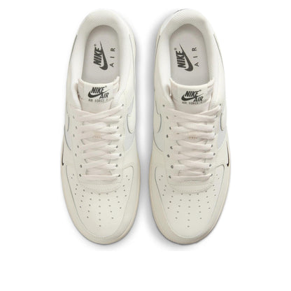 Nike Air Force 1 Low '07 LV8 
Phantom Light Orewood Brown