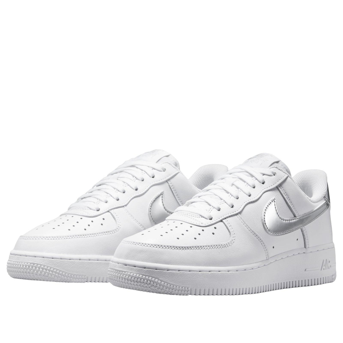 Nike Air Force 1 Low '07 SE 
White Metallic Silver (Women's)