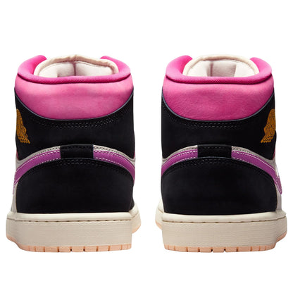 Jordan 1 Mid SE 
World Tour