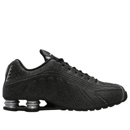 Nike Shox R4 
Black Distressed Leather