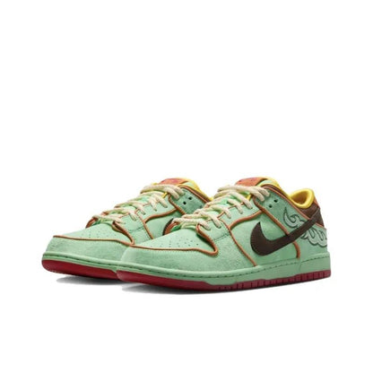 Nike SB Dunk Low Rodeo Tourmaline