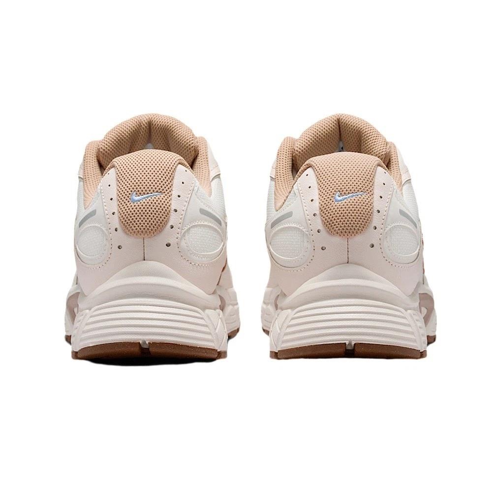 Nike V5 RNR 
Sail Pale Ivory Light British Tan