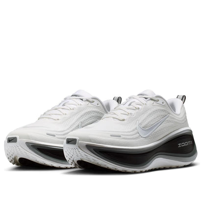 Nike Vomero Plus 
White Black Cool Grey