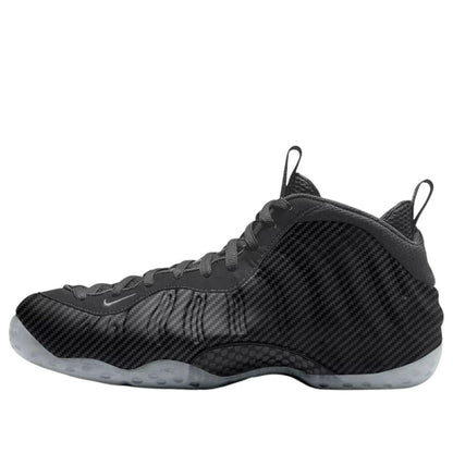 Nike Air Foamposite One Carbon Fiber size 7