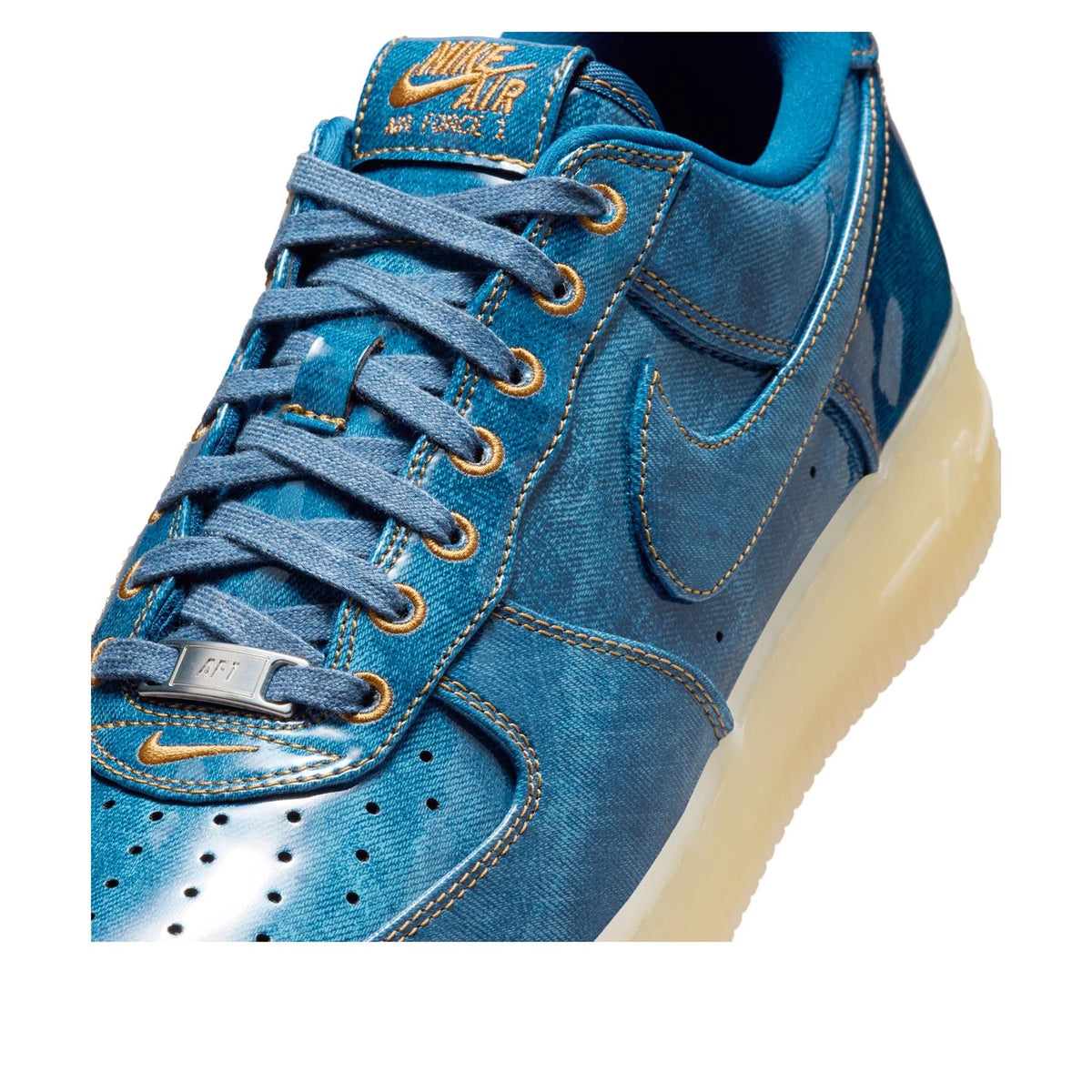 Nike Air Force 1 Low 
Patent Denim