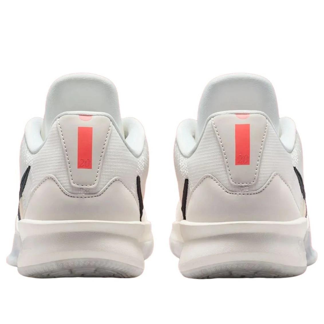 Nike Sabrina 3 
Equity (Women's)
