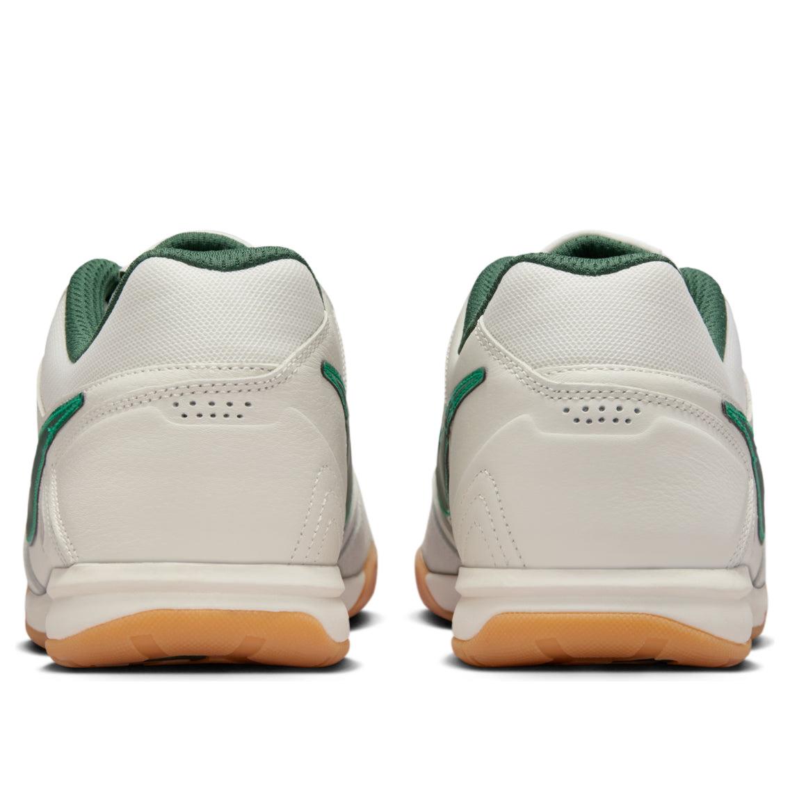 Nike Gato 
Sail Stadium Green Fir