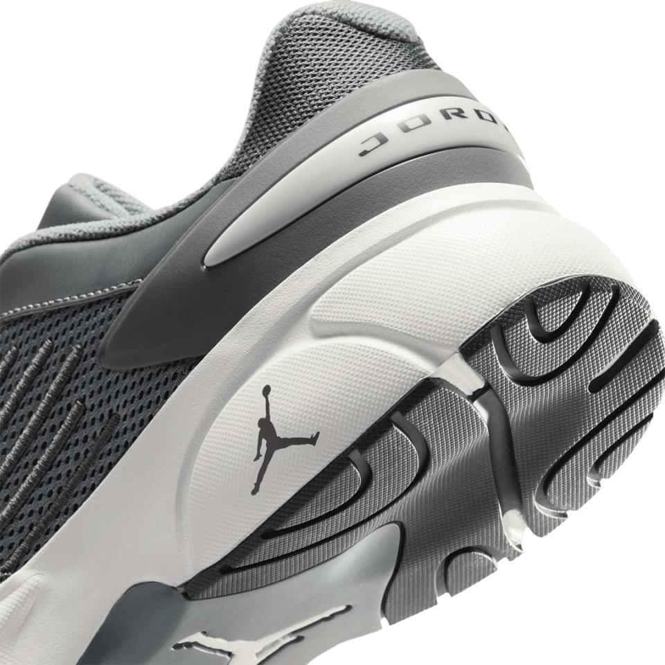 Jordan Trunner Flow 
Smoke Grey Iron Grey