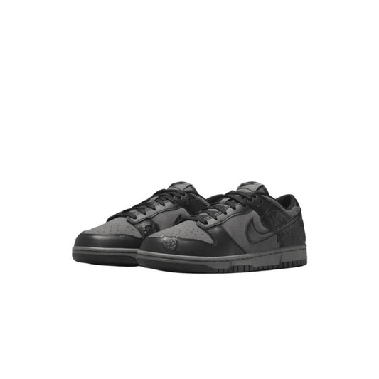 Nike Dunk Low Black Roses