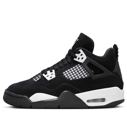 Jordan 4 Retro White Thunder (GS) FQ8213-001 size 6Y/7.5WMNS