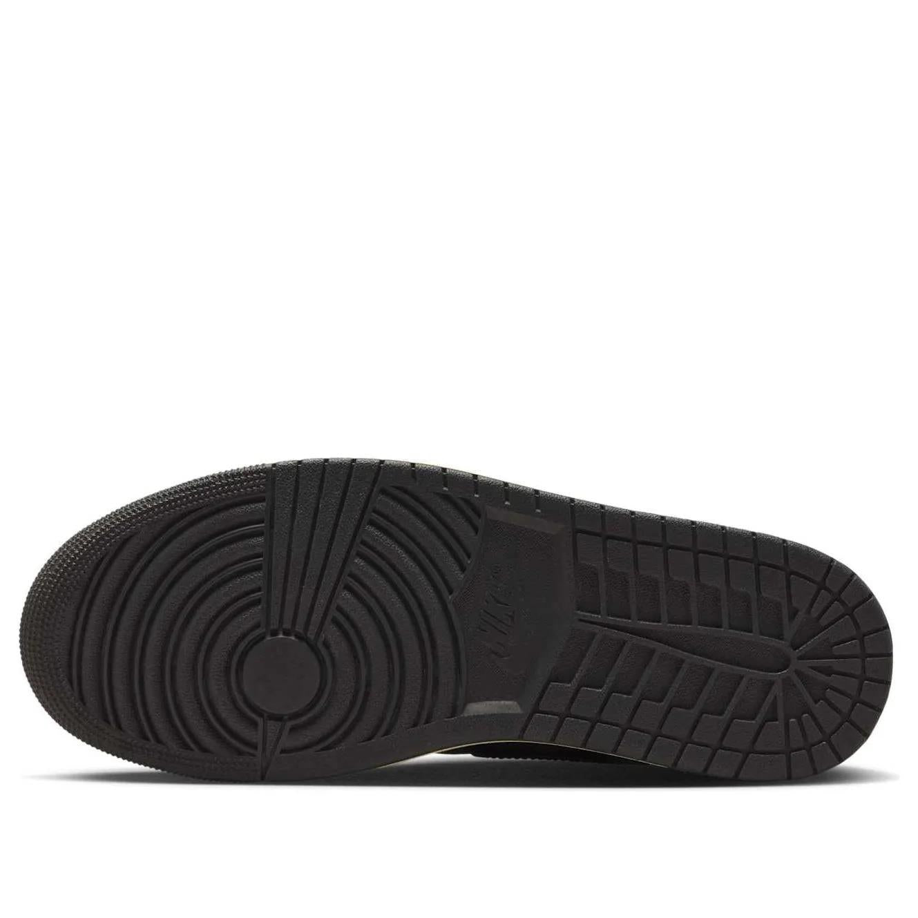 Jordan 1 Retro High OG Self Expression