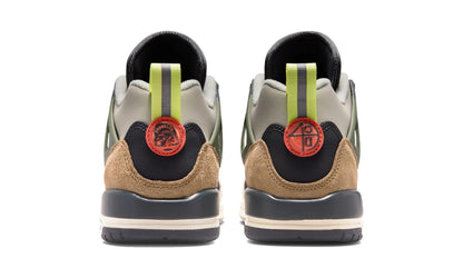Jordan Spizike Low 
Anthracite Mango Cargo Khaki (GS)