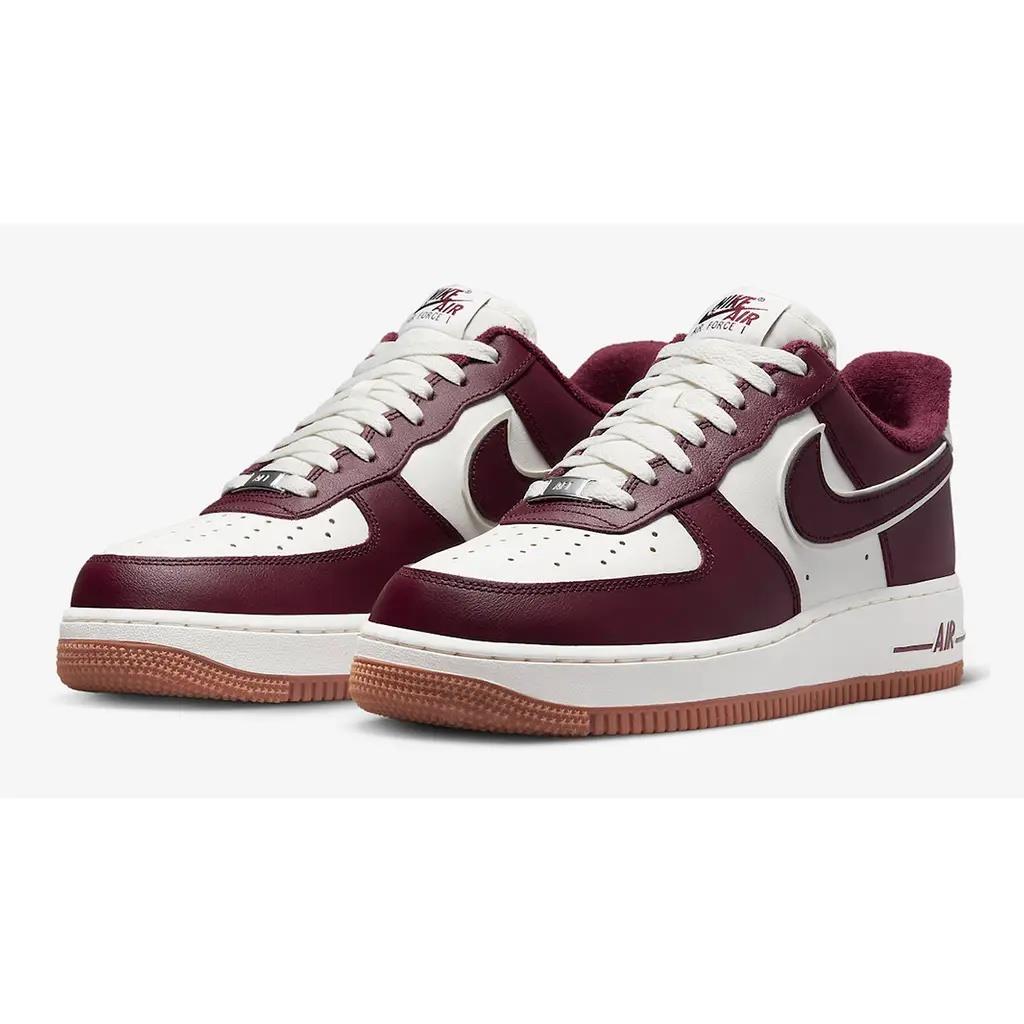Nike Air Force 1 Low 
College Pack Night Maroon