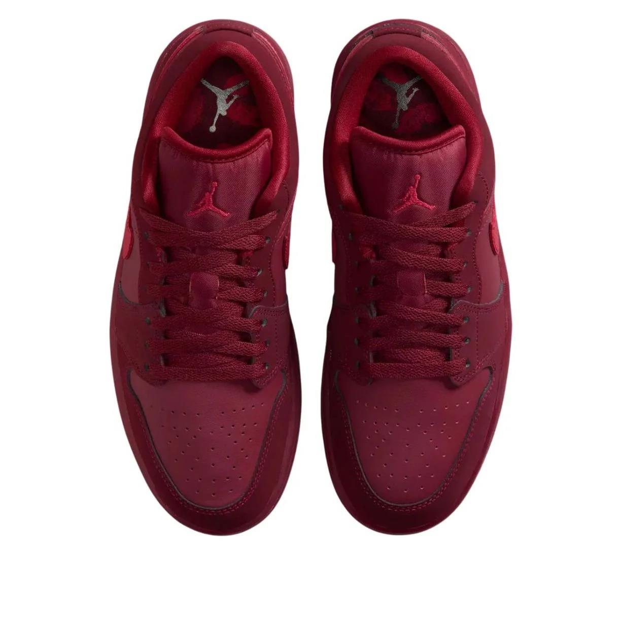 Jordan 1 Low SE Valentine's Day (2026) (Women's) IB7012-600