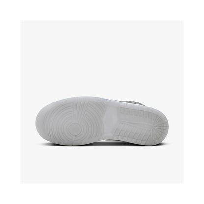 Jordan 1 Low SE Metallic Silver (Women's)